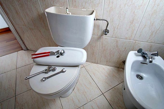 Come Riparare Una Toilette Che Perde